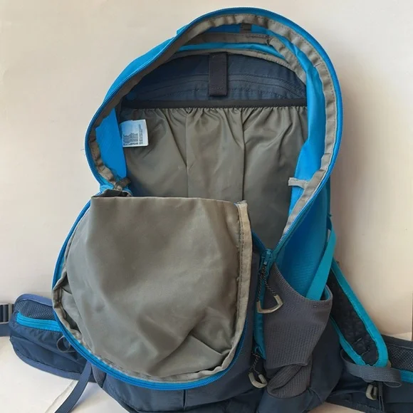 The North Face hiking camping backpacking backpack The North Face woman’s S/M - Picture 13 of 16